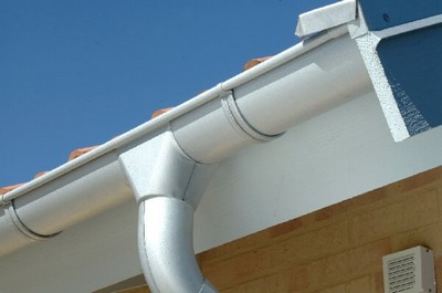 Оцинкованный отлив для крыши